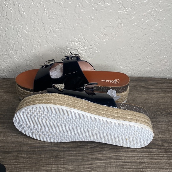 Stunning slides - Picture 5 of 6